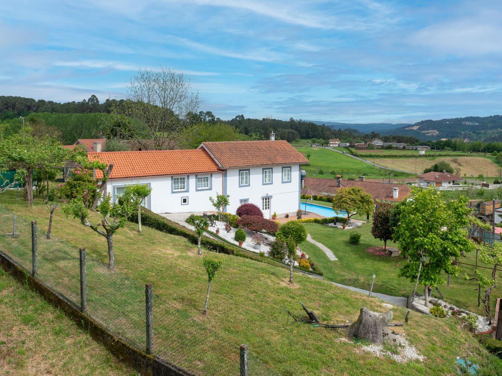 Casa Tarrio Con Piscina - Santiago De Compostela Villa Boqueixon Exterior photo